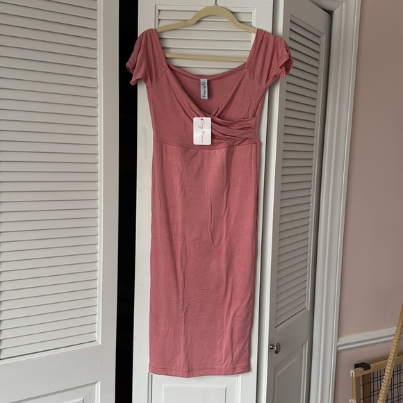 Sexy Mama Maternity Off the Shoulder Sweetheart Maternity Dress - Picture 4 of 7